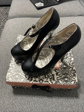 Pleaser bordello Black Patent Mary Jane Platform Heels